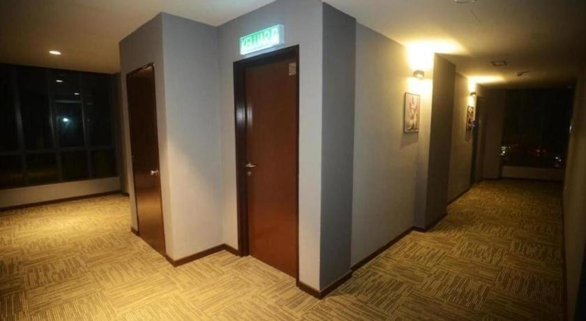 Star-Well Hotel Kuala Lipis Exterior photo